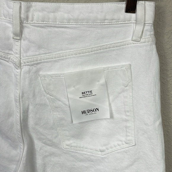 NWT Hudson Bettie Taper Jeans White High Rise Ankle Sz 32 - Picture 6 of 14